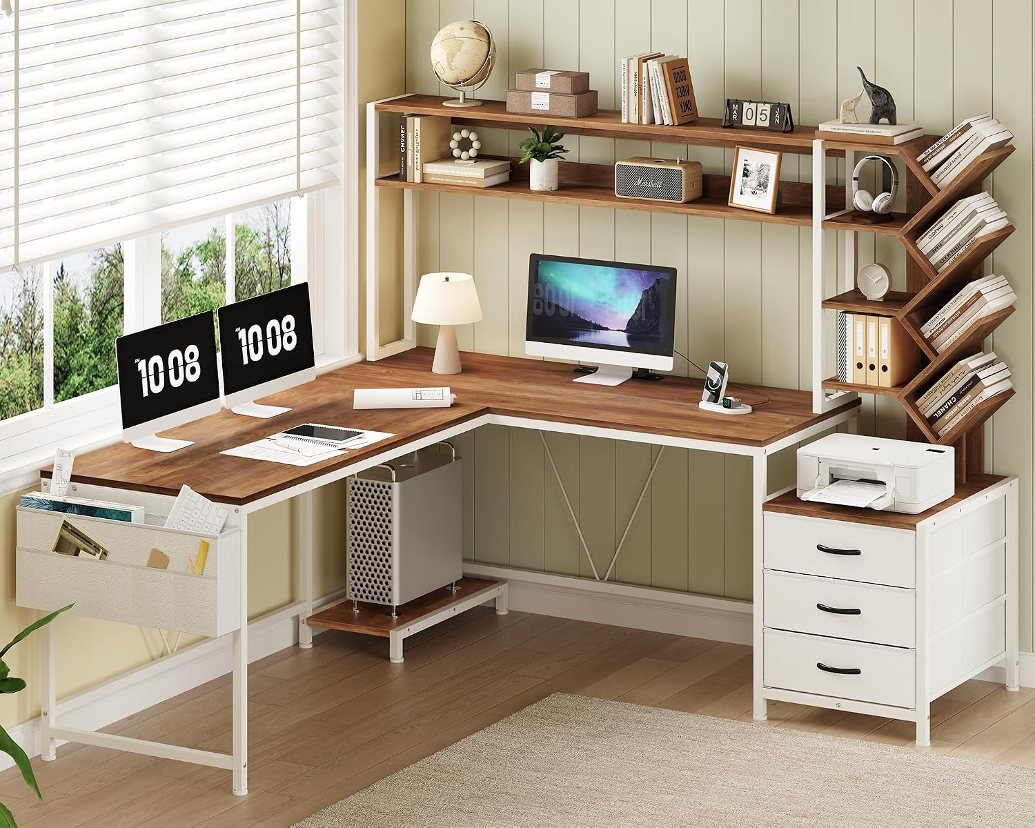 Home Office Bookshelves - 63インチ L字型デスク（本棚、引き出し、上段棚付き）ホームオフィス用 | 電源コンセント付きホームオフィスデスク、ブラウンホワイトのライティングデスク