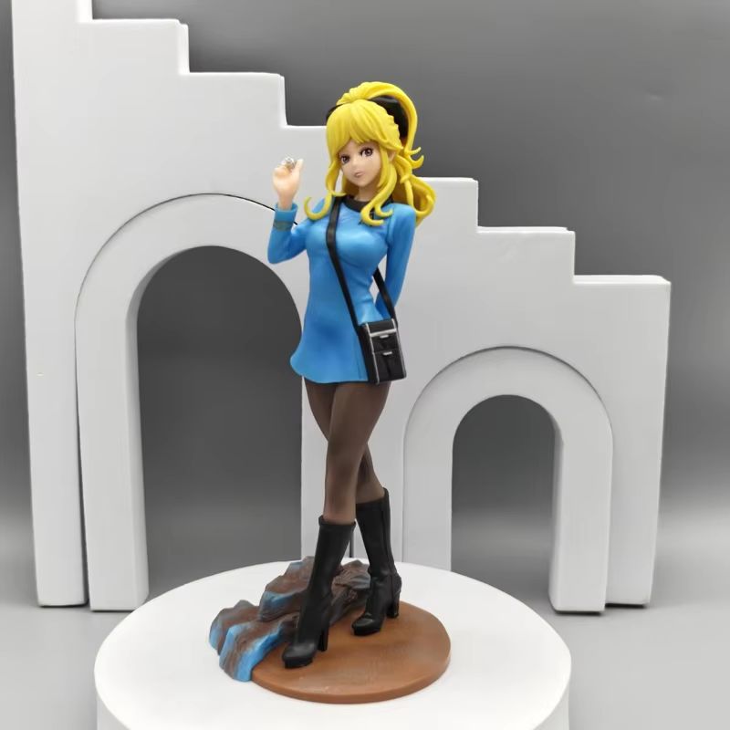 新しいスタートレック美少女シリーズアニメフィギュアヴァルカン - Home Office Romance Manga のレビューと価格